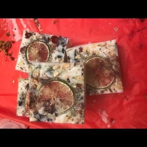 Beautiful had made essential oils and herbs soaps